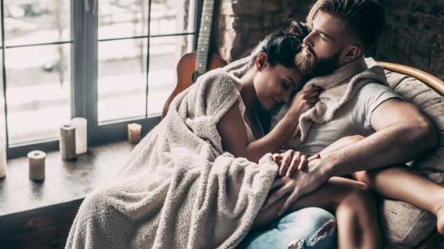 Why people are obsessed with a new relationship